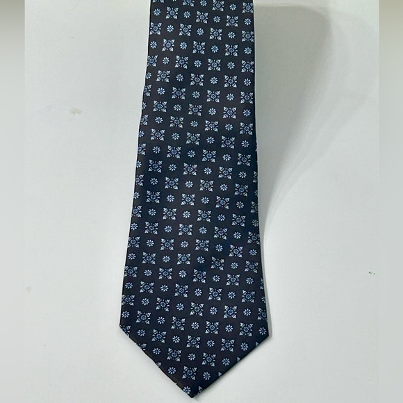 Vintage Christian Door Men’s Silk Tie 55” x 3”. - Picture 2 of 5